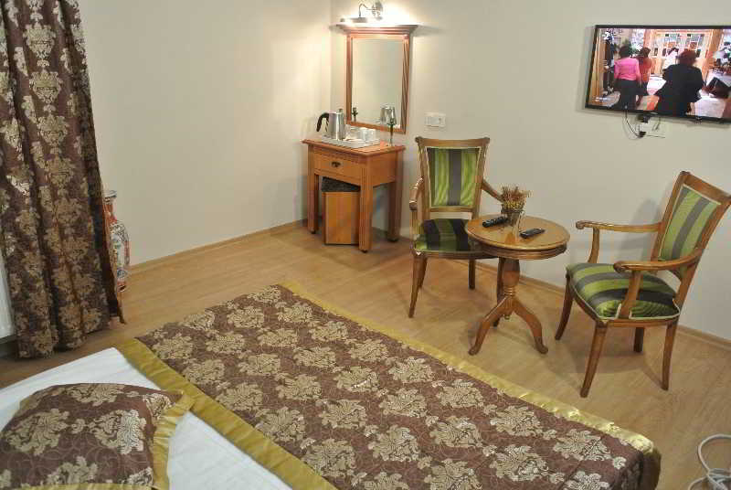 Отель Saba 3*
